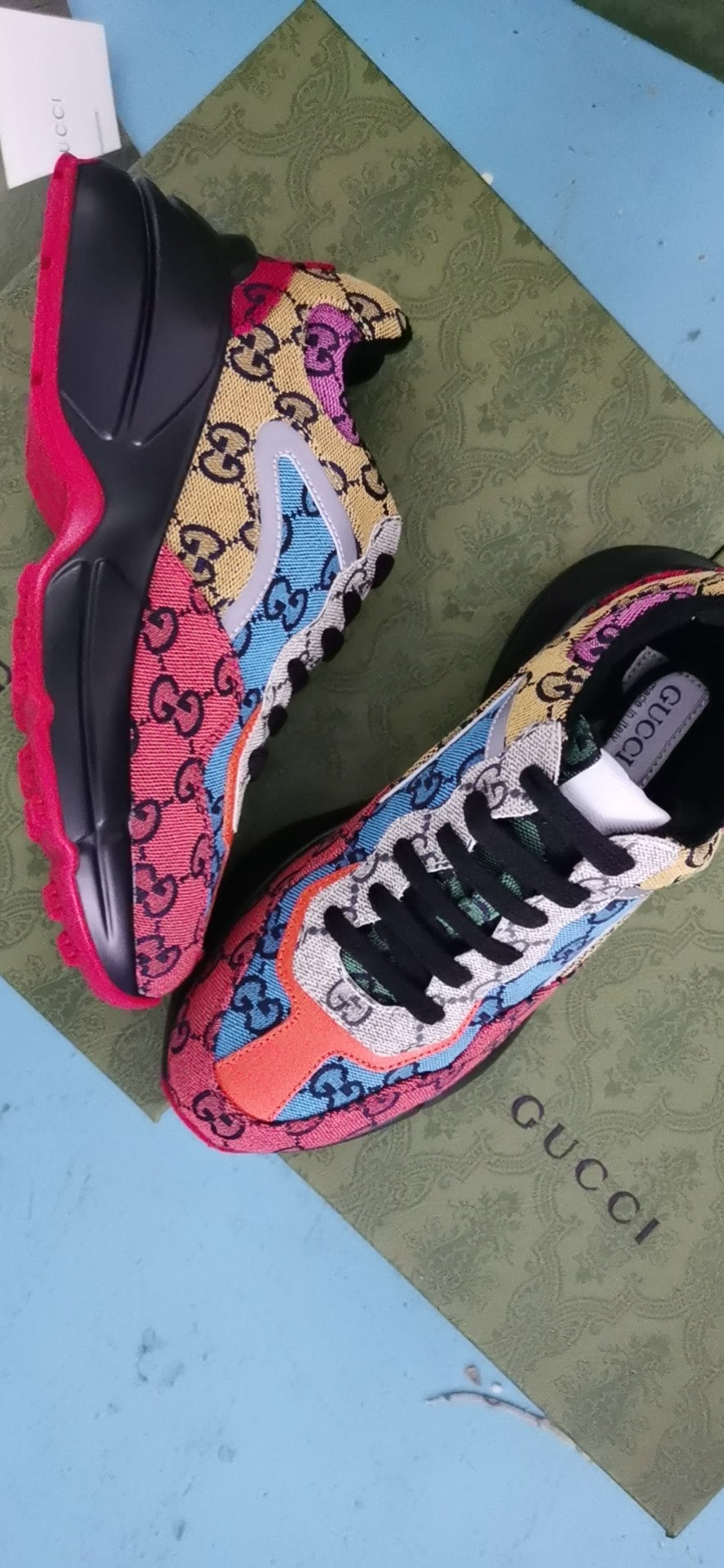 GUCCI SHOES