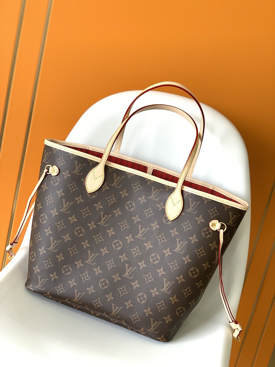 LV BAG NEW COLLECTION