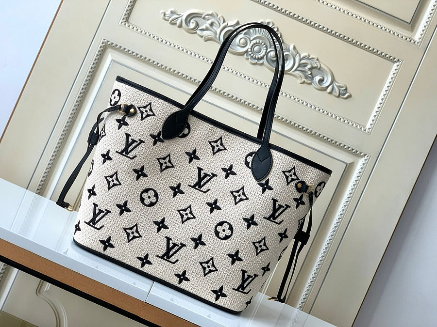 LV BAG NEW COLLECTION