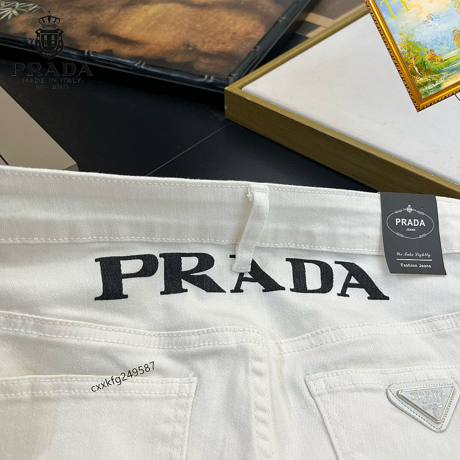 PRADA T-SHIRT