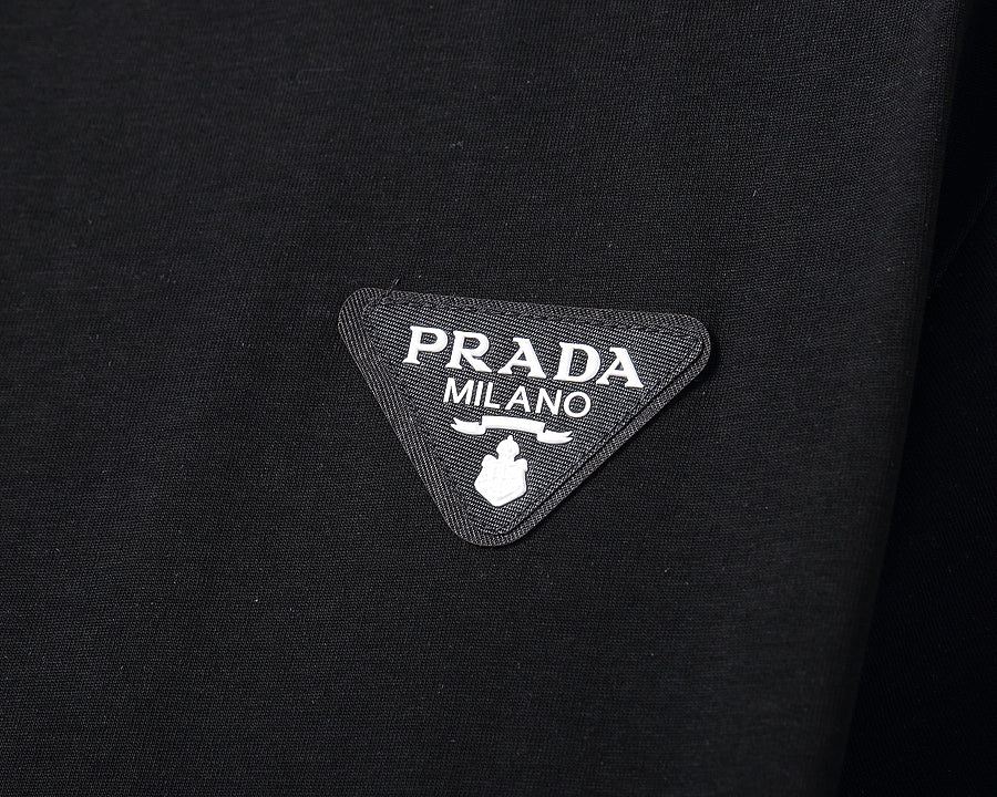 PRADA TSHIRT