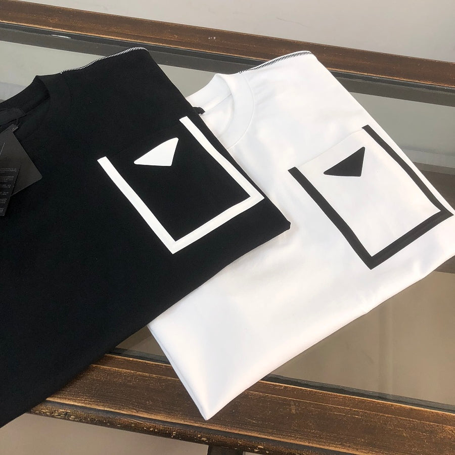 PRADA T-SHIRT