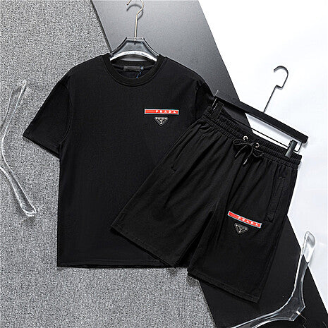 PRADA T-SHIRT