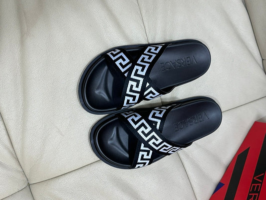 VERSACE SLIPPERS